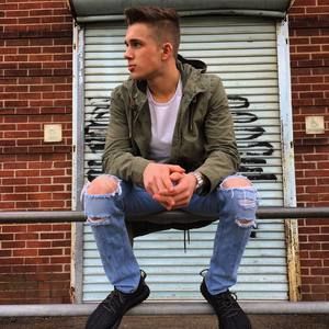 Meet your Posher, Ben